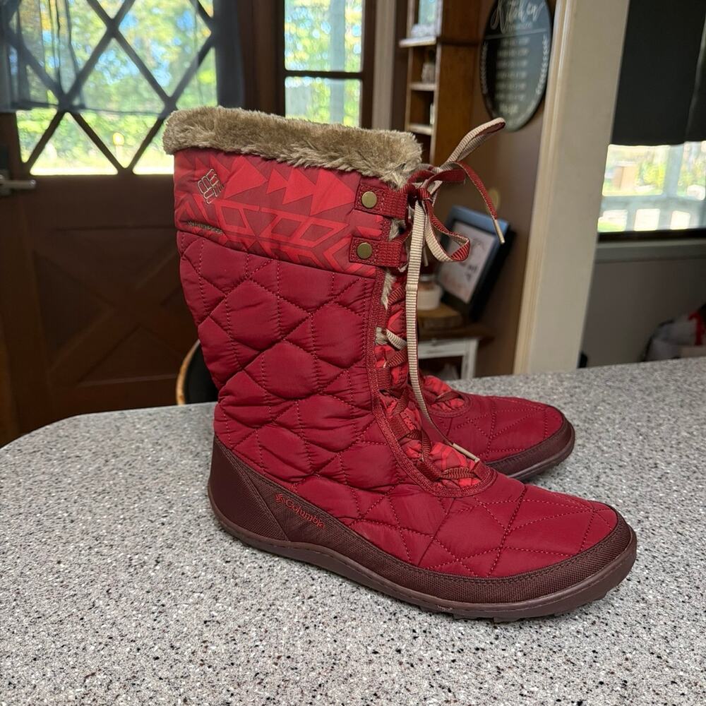 Columbia Quilted Red Winter Snow Boots Women's Size 12